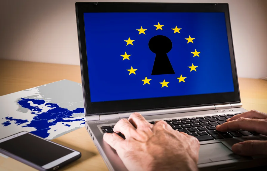 Image of a Computer with a Lock and the EU flag.